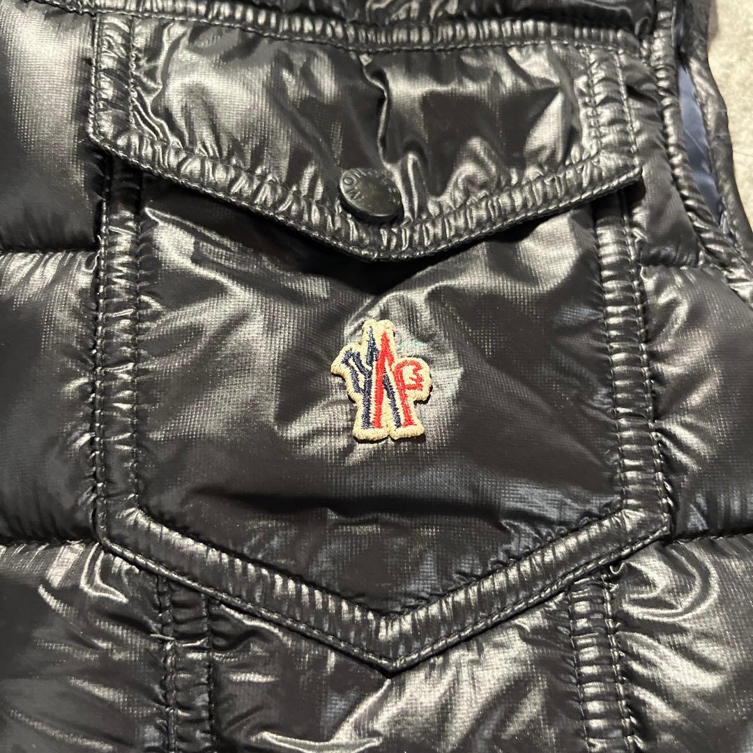 美品 MONCLER ダウンベスト L相当 送料無料