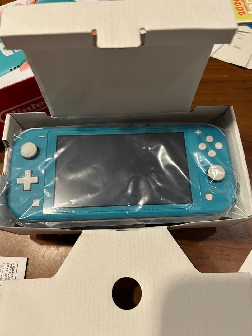 Nintendo Switch Lite ターコイズブルー　美品