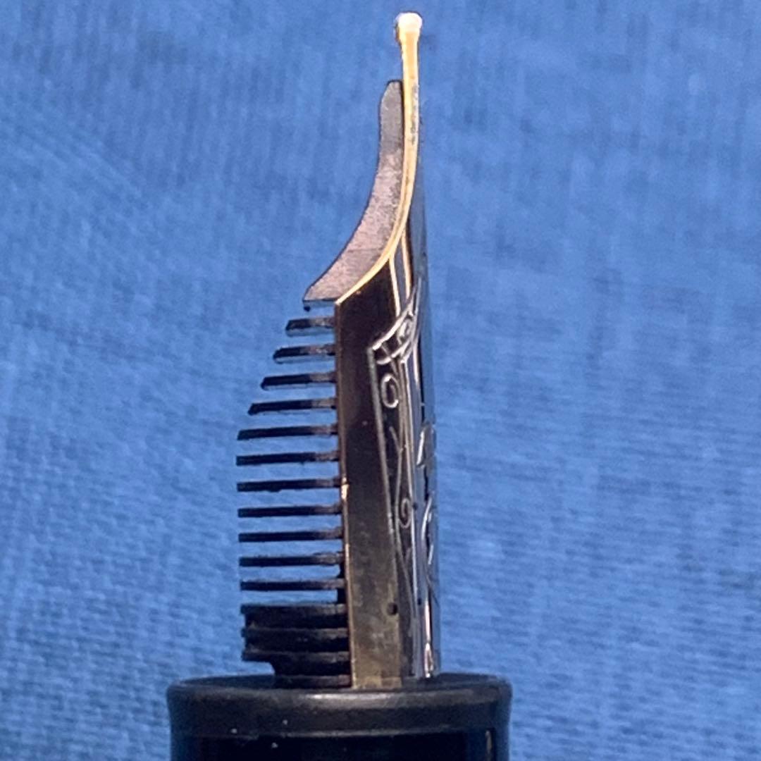 【特価】モンブラン　マイスターシュテュック　146 中白　14K M