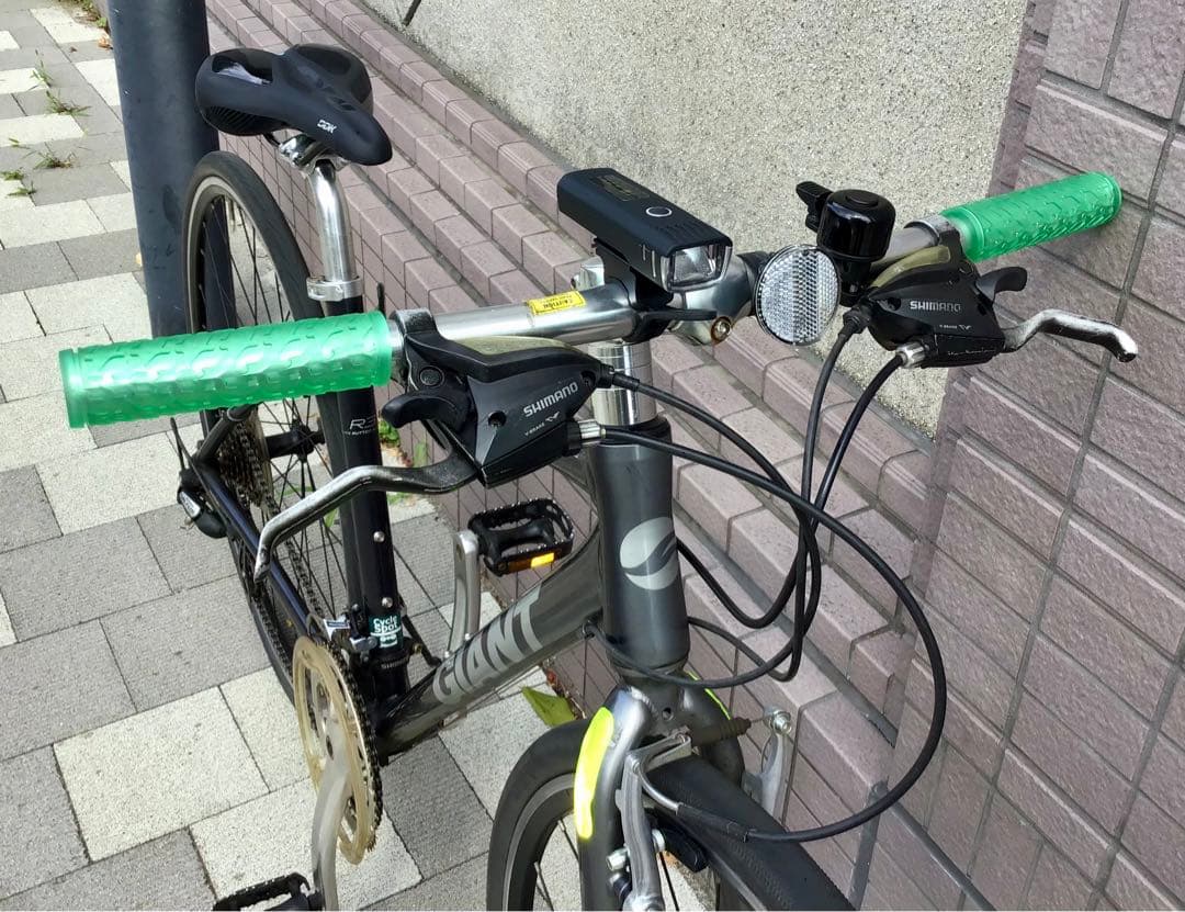 GIANT ジャイアント　ESCAPE R3 クロスバイク XS 2018東京