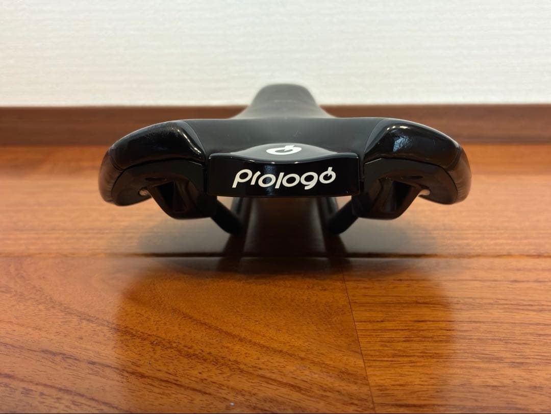 プロロゴ　ナゴ　NAGO