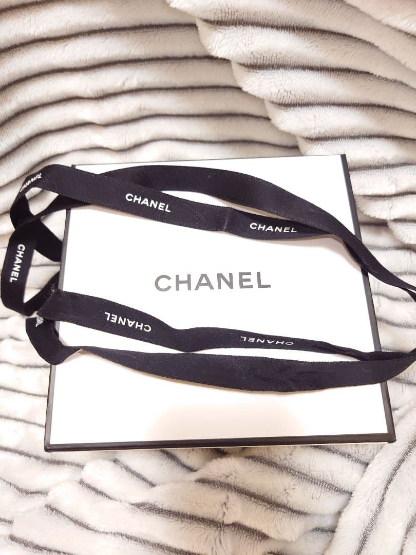 イドラ ビューティ ウォーター クリーム 30ml＆コットン　ギフトBOX付き