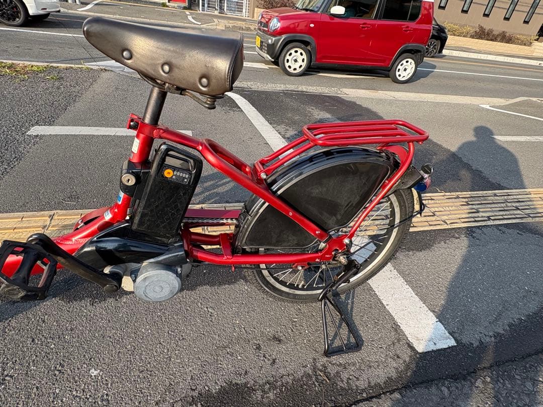 中古20㌅ブリヂストン電動アシスト自転車　12Ah4点灯　大阪　016番
