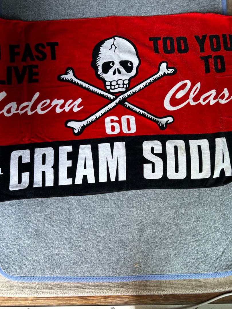 クリームソーダ　CREAM SODA バスタオル