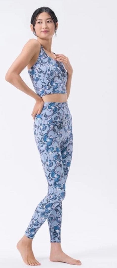 ラインフラワーレギンス　サックス　Sサイズ　【新品未使用】