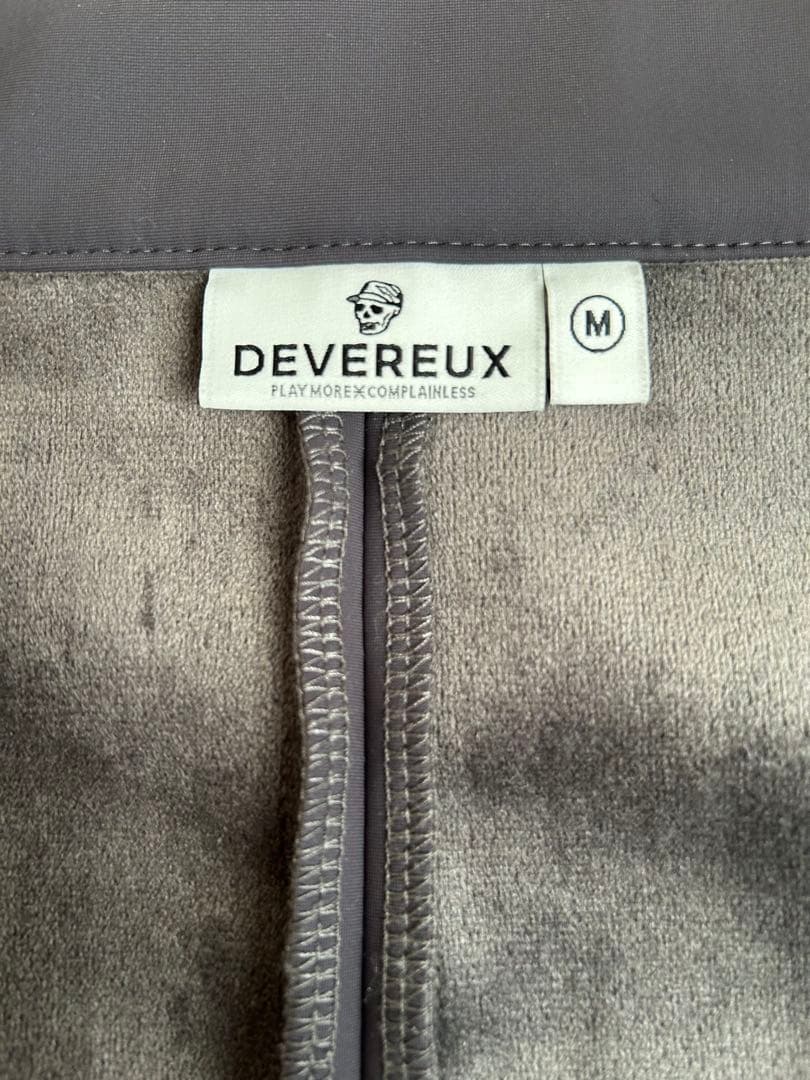 【美品】DEVEREUX GOLF（デヴァローゴルフ）フロントジップスカート