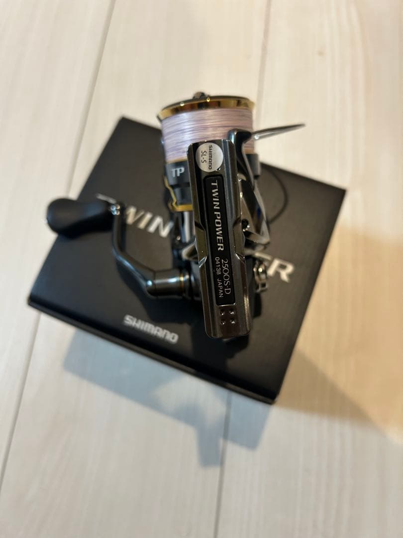 20ツインパワー2500S