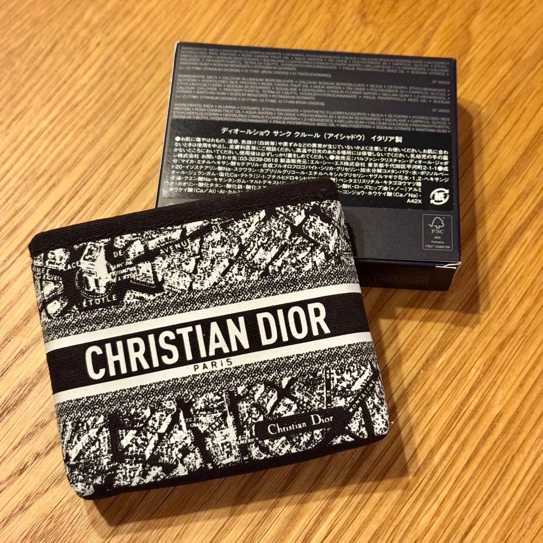 ディオールショウ サンク クルール（アイシャドウ） 983 シャンゼリゼ