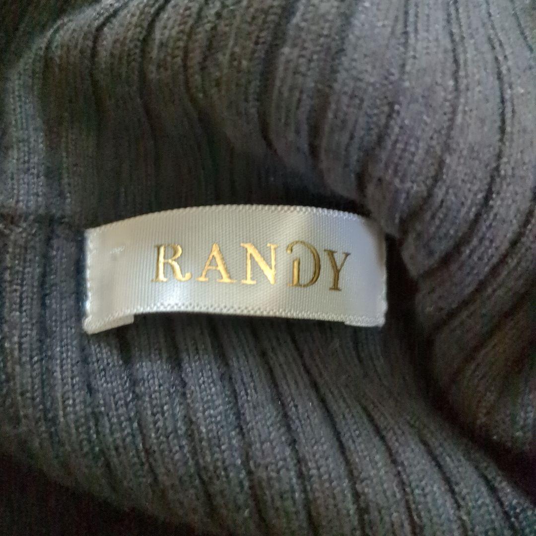 【極美品】ランディオフショルニットロングワンピース黒Fファースリーブきれいめ