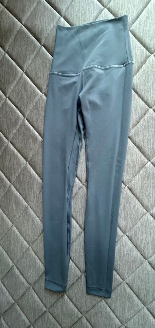 美品‼︎ルルレモンレギンス