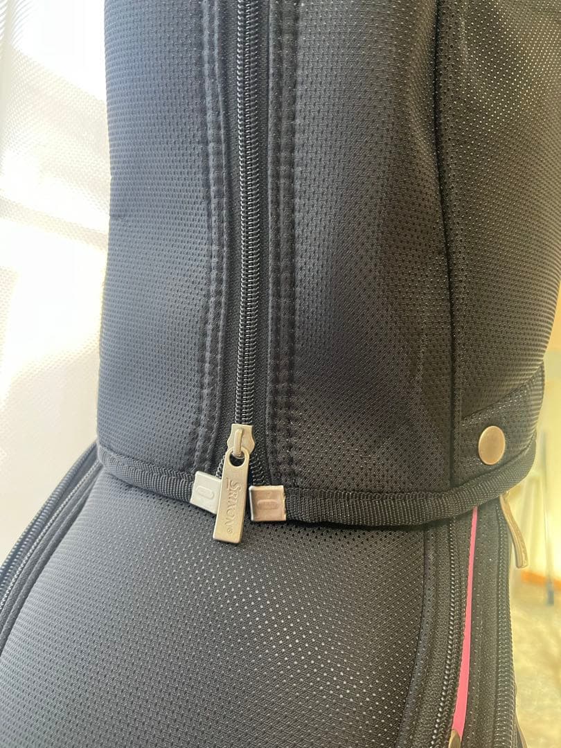 Srixon 黒/ピンク キャディバッグ