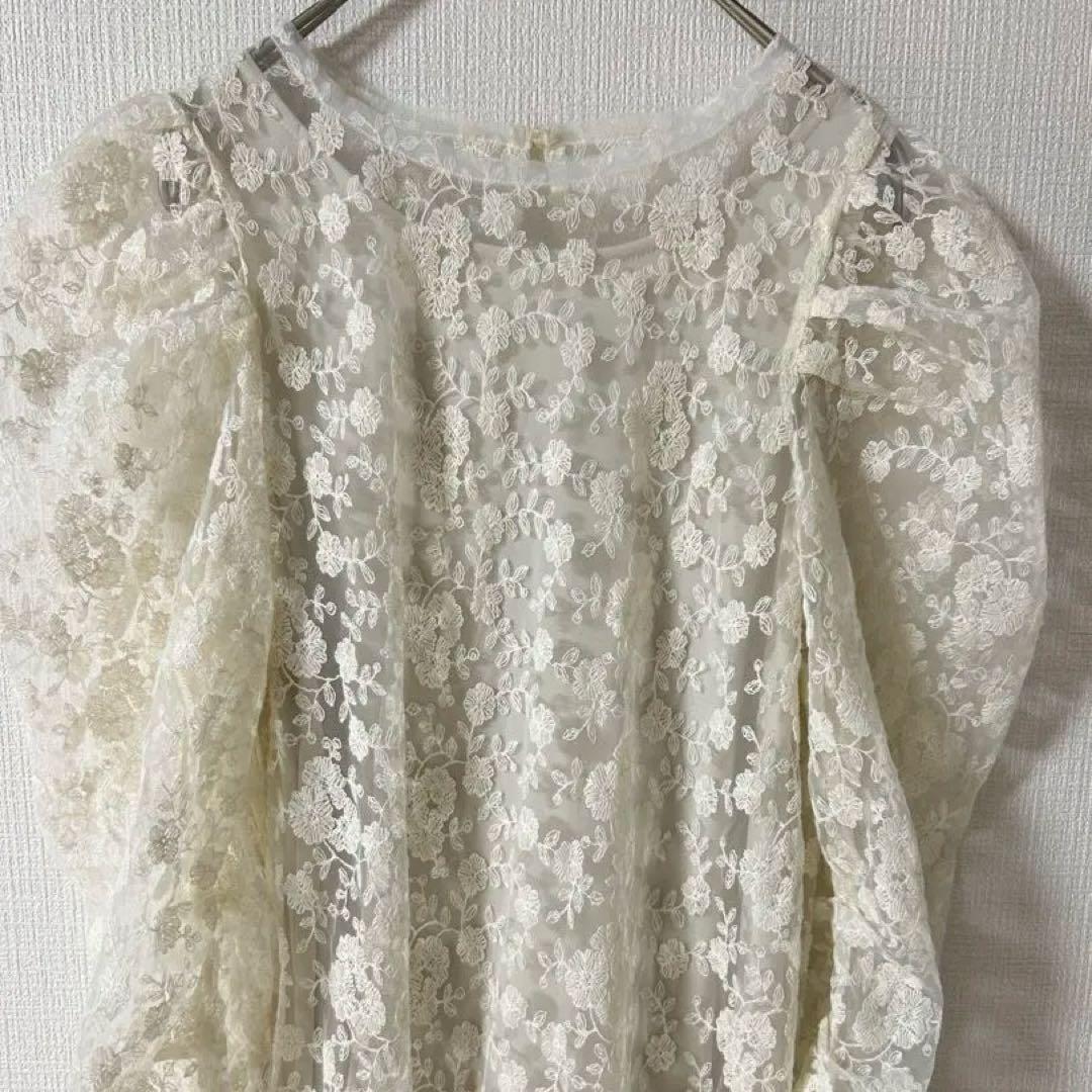 hinari フラワー刺繍チュールレースワンピース