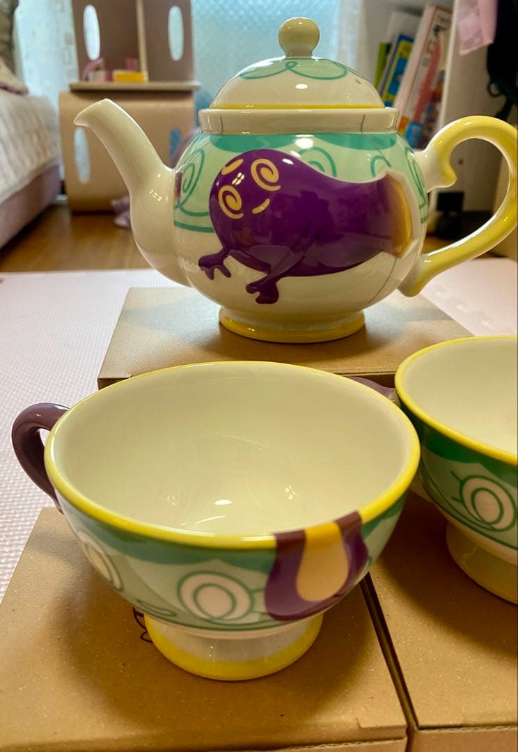 ポケモンカフェ限定 ポットデス ティーポットｘ１ ヤバチャ ティーカップｘ２