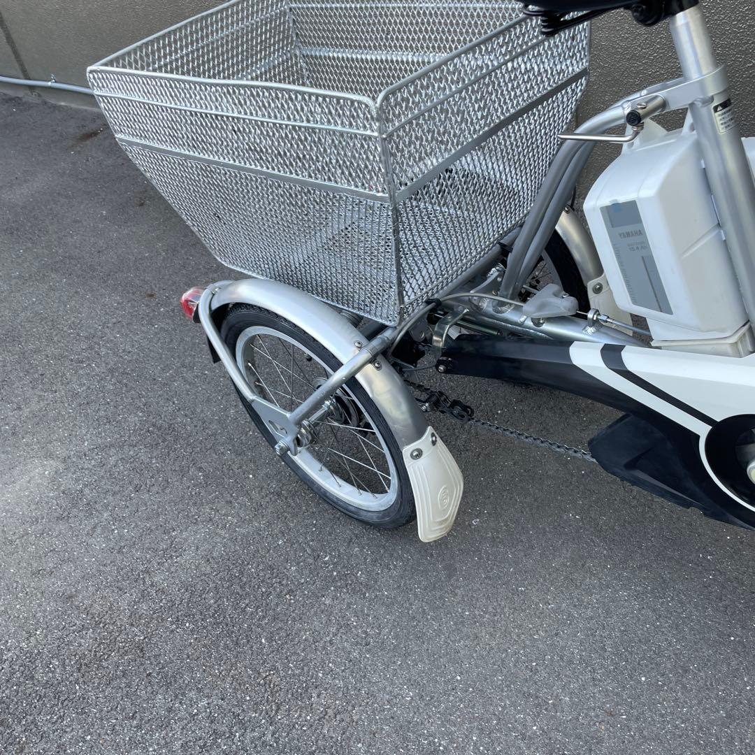 ヤマハ電動アシスト自転車三輪車15.4A h 引き取り限定