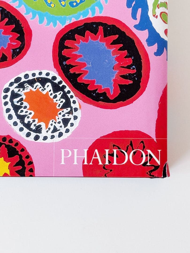 新品 Phaidon Yayoi Kusama デザインブック 草間彌生 本