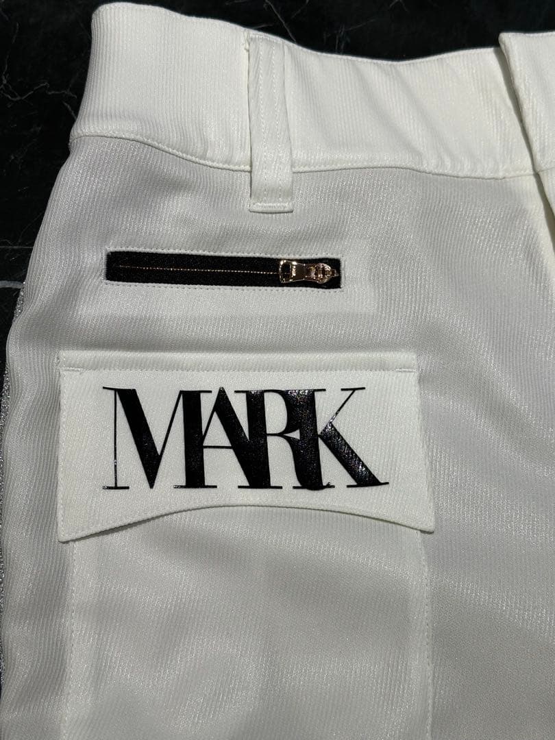 マークアンドロナ ハーフパンツ38