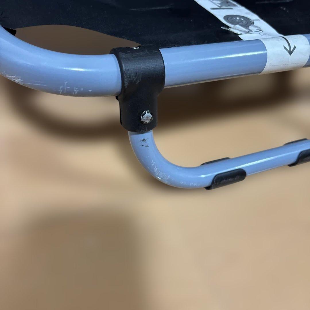 バーレートラボーイ（Burley Travoy）