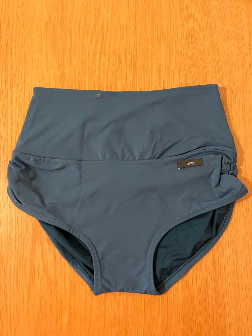 naby ポールダンス　ウェア　上下セット