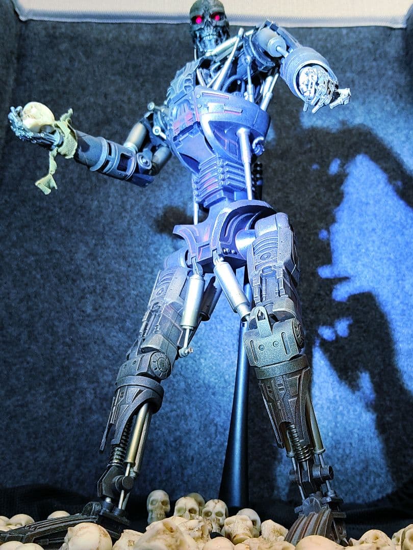 HOTTOYs、ターミネーター1/6[T−600本体]のみ!