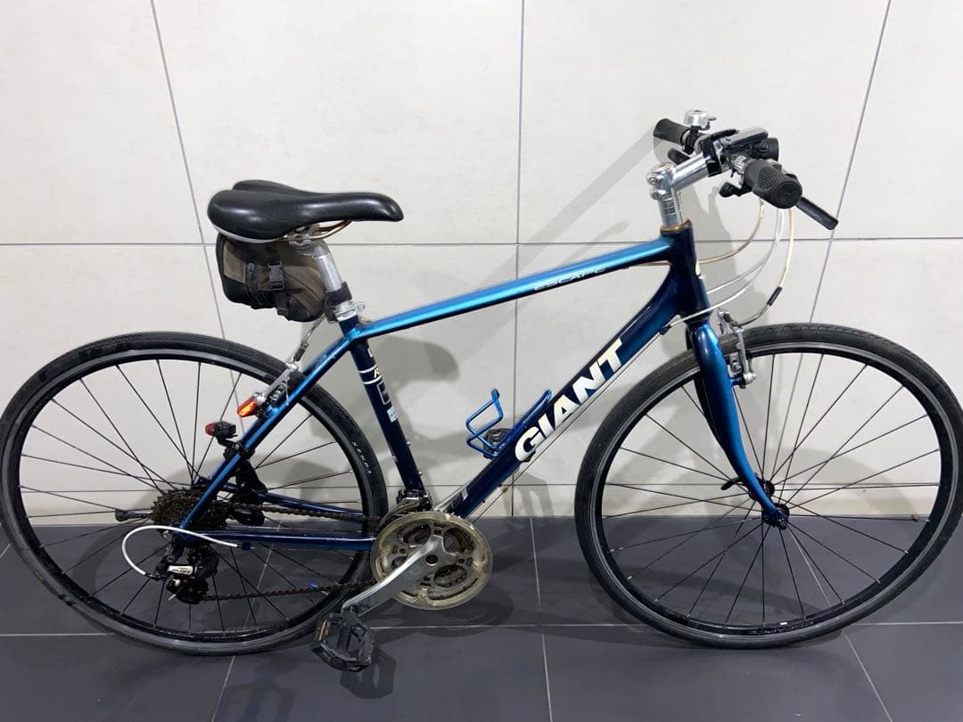 GIANT escape R3 クロスバイク　ジャイアント　エスケープrx自転車