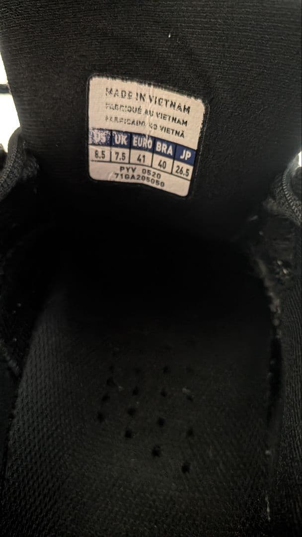 ミズノ バドミントンシューズ ウェーブファング NX 26.5センチ