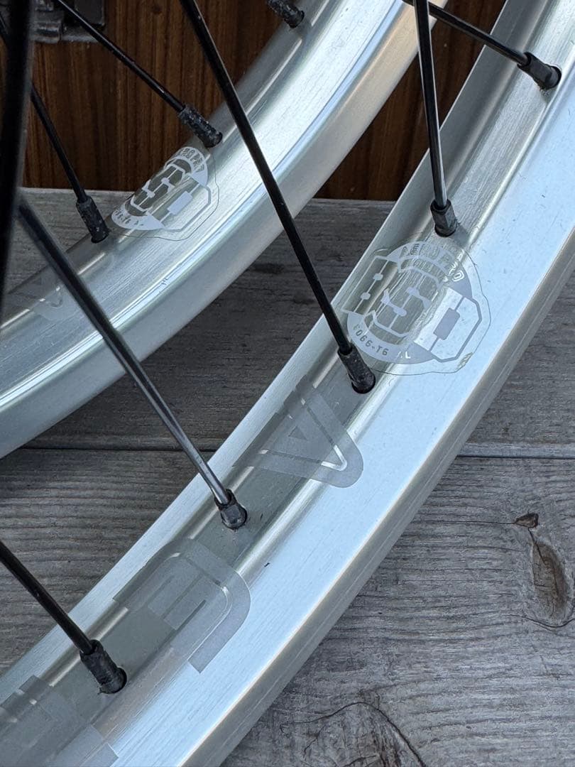 BMX ホイールセットBSD SWERVE X AERO PRO 20インチ