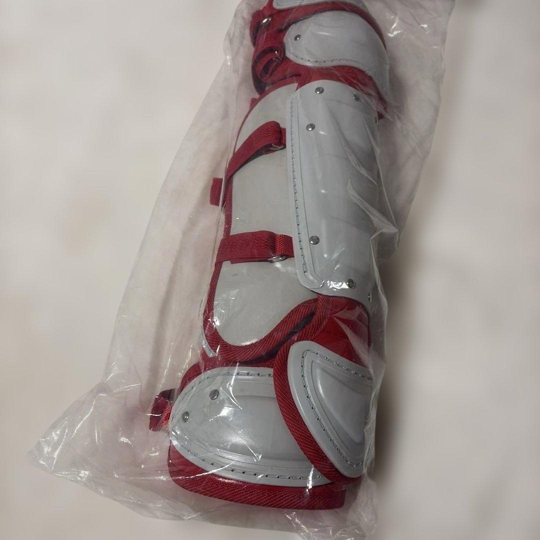 休日限定ゼット　少年軟式　キャッチャー防具セット　マスクレガースプロテクター新品