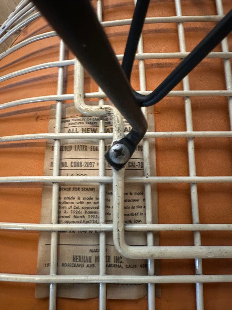 Herman Millerイームズ ワイヤーチェアDKRビキニパッド ビンテージ