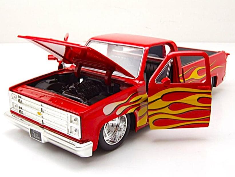 ミニカー JADA Mijo 1/24 1985 CHEVROLET C-10 RED