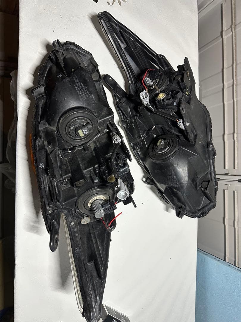 30プリウス US風　ハロゲンヘッドライト