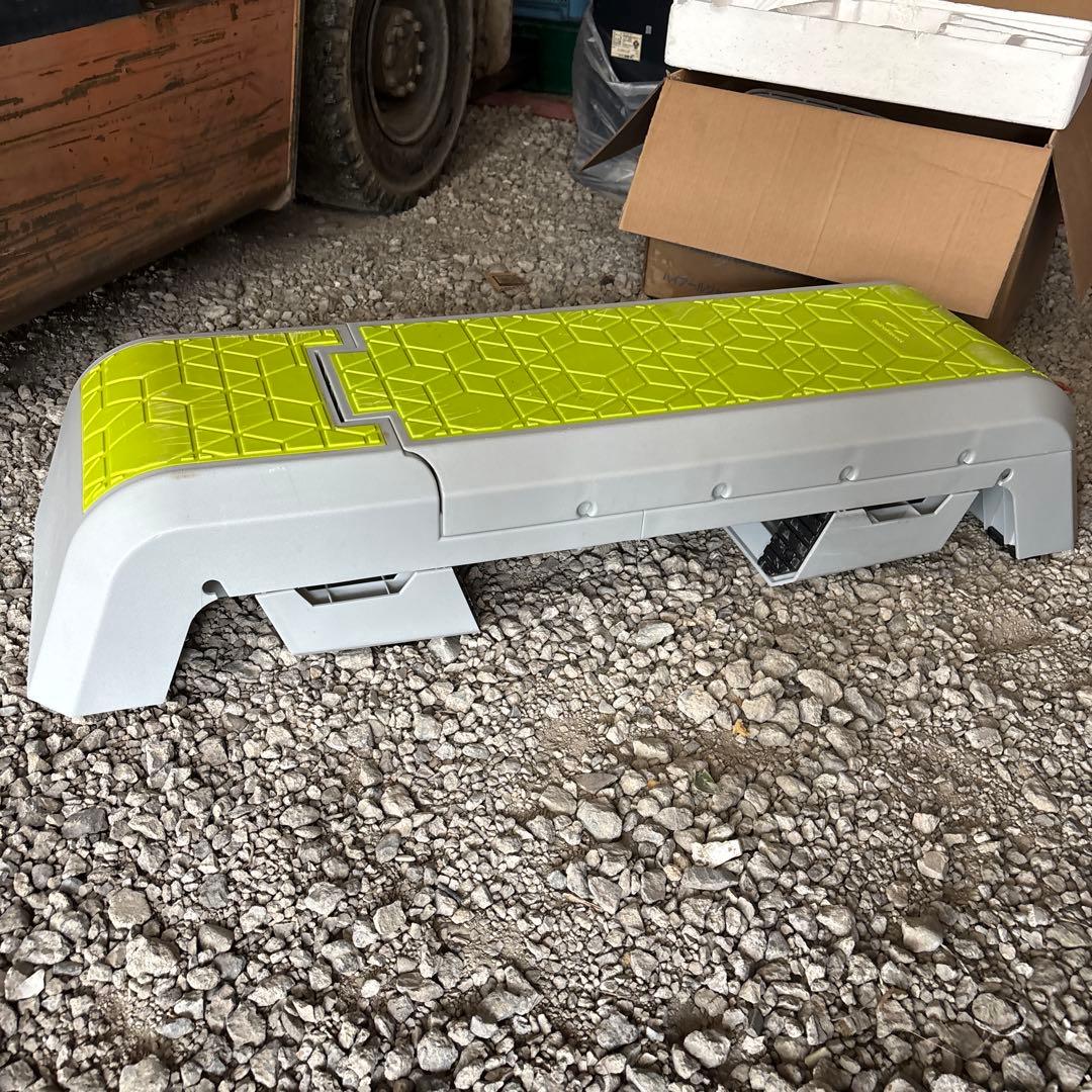 LEIKE 3役軽量トレーニングベンチ