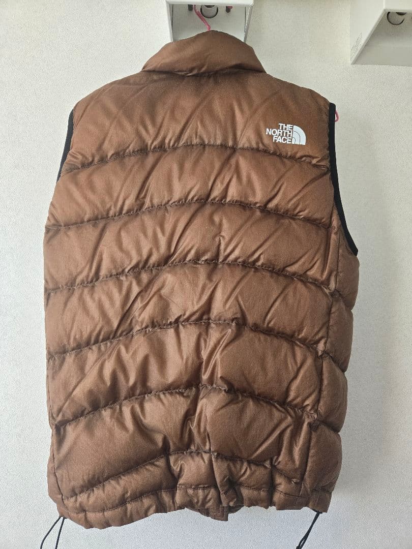 美品　大人気　ノースフェイス　アコンカグアダウンベスト　メンズS