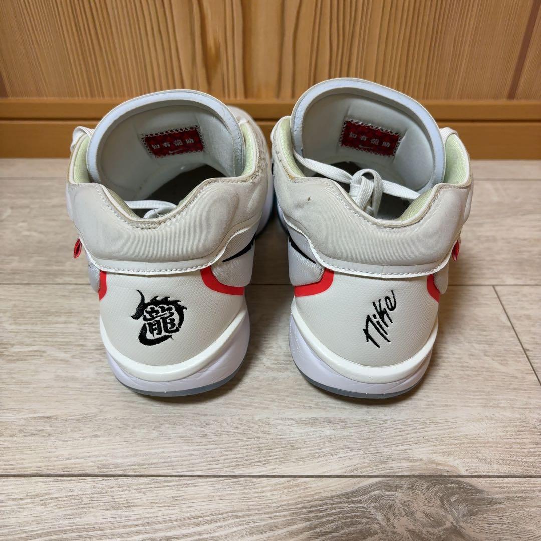 Nike GThustle2 gtハッスル2 バッシュ Kobe