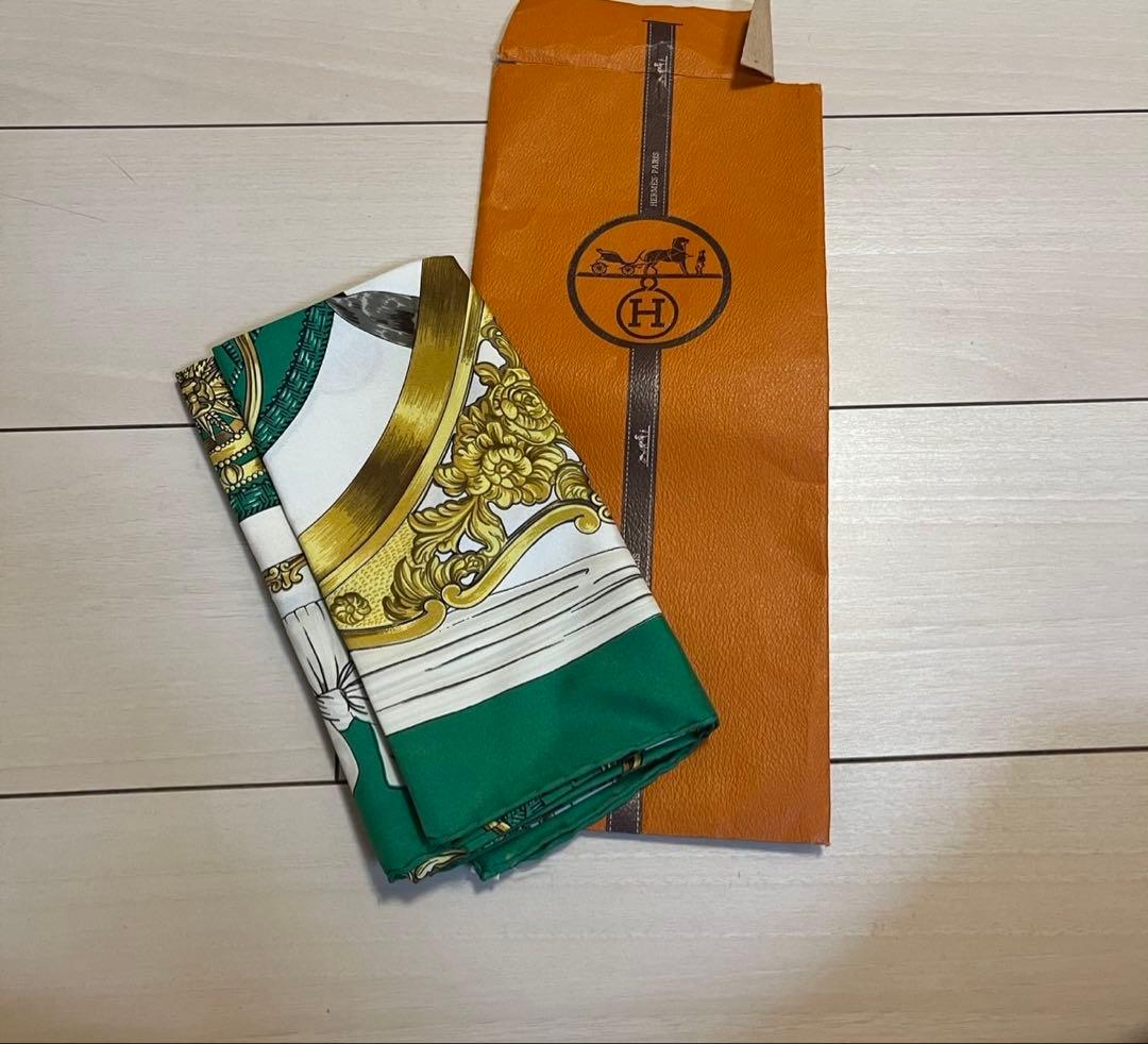 エルメス カレ90 鎧柄 馬具柄 グリーンスカーフ