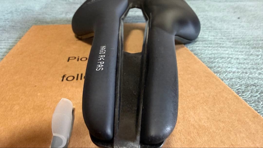 prologo サドル NAGO R4 PAS NACK 147