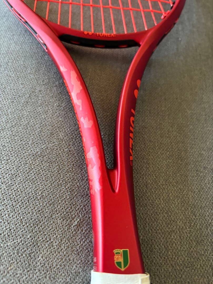 軟式テニスラケット　ジオブレイク70s レッド　UL1