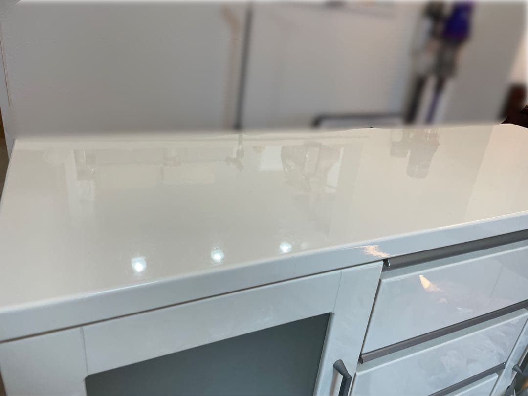 ホワイト ロータイプ　キッチンボート　食器棚 ガラス扉 引き出し