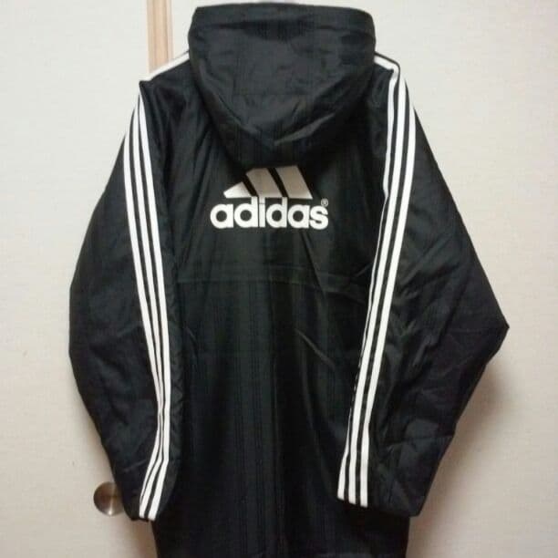 アディダスです❗