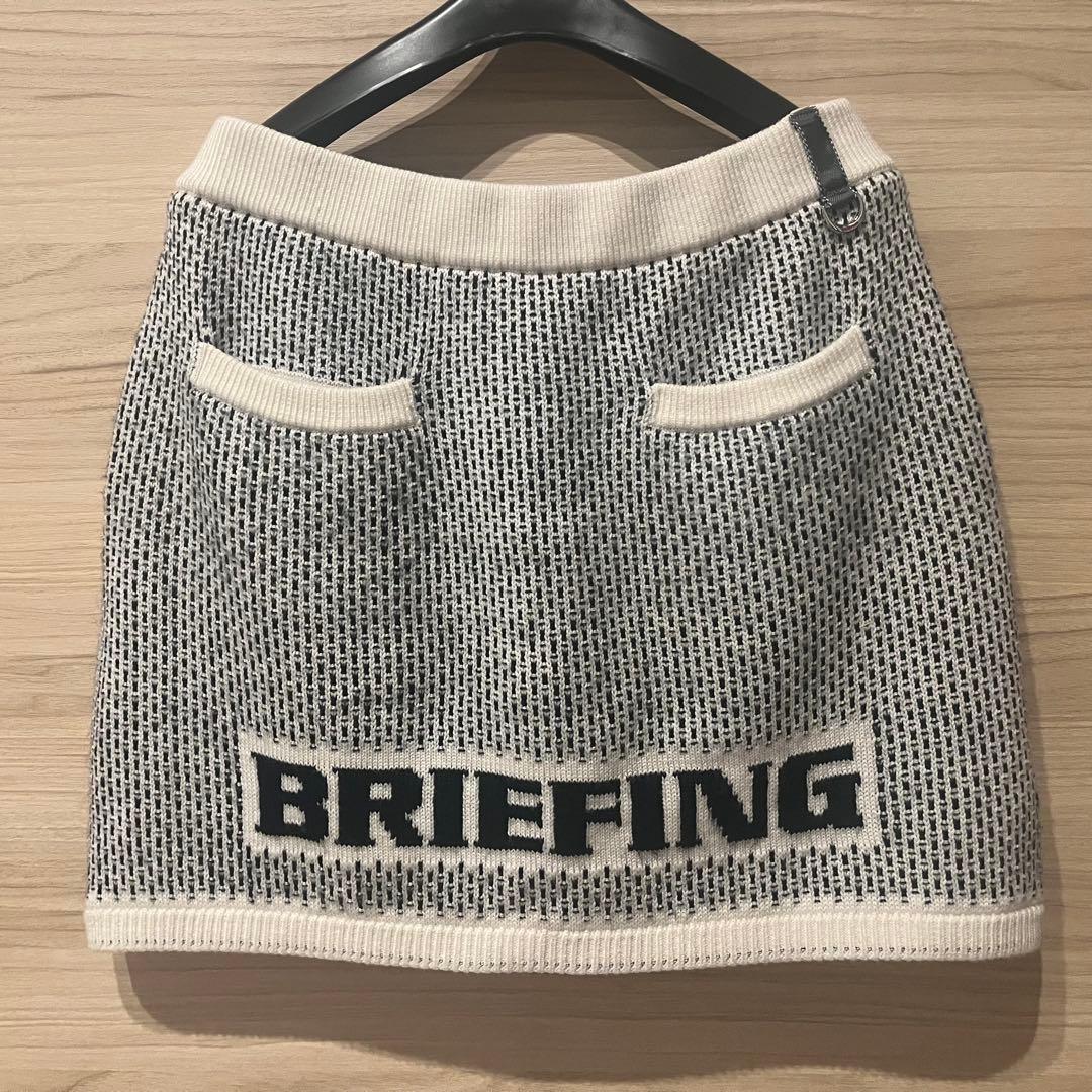 美品★希少完売品 白×黒 BRIEFING メリノウールロゴニットセットアップM