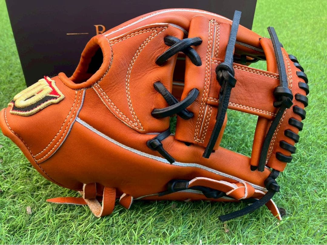 新品　ウィルソンスタッフ　Wilson 硬式　内野　日本製