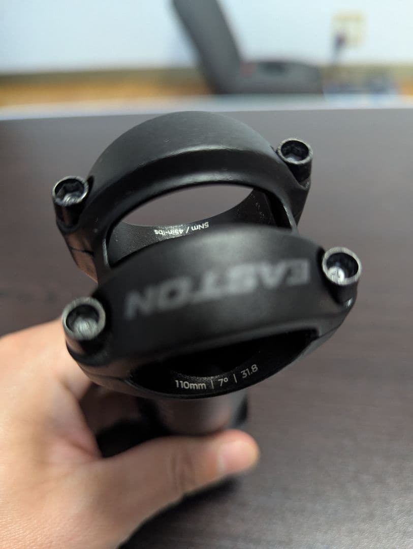 EASTONカーボンハンドル、アルミステム　ステム専用ガーミンマウント付き