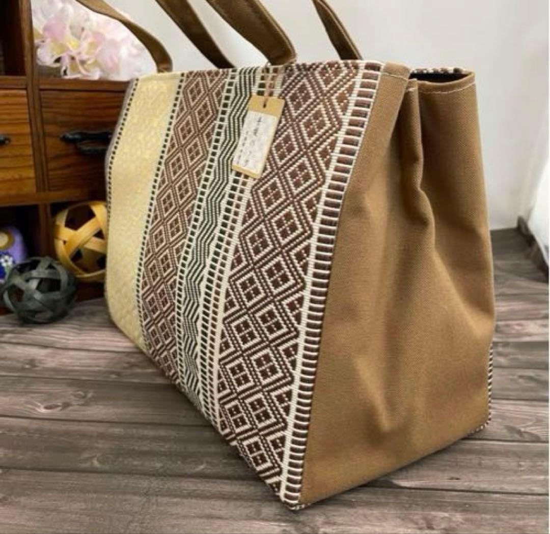 ☆2677✨SALE❣️✨西陣帯地使用✨大容量手提げバッグ　新品