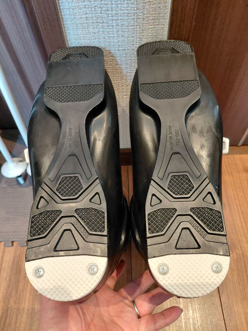 高年式‼️HART/レディース用/スキーセット・メンテ・WAX済み✔超軽量‼️