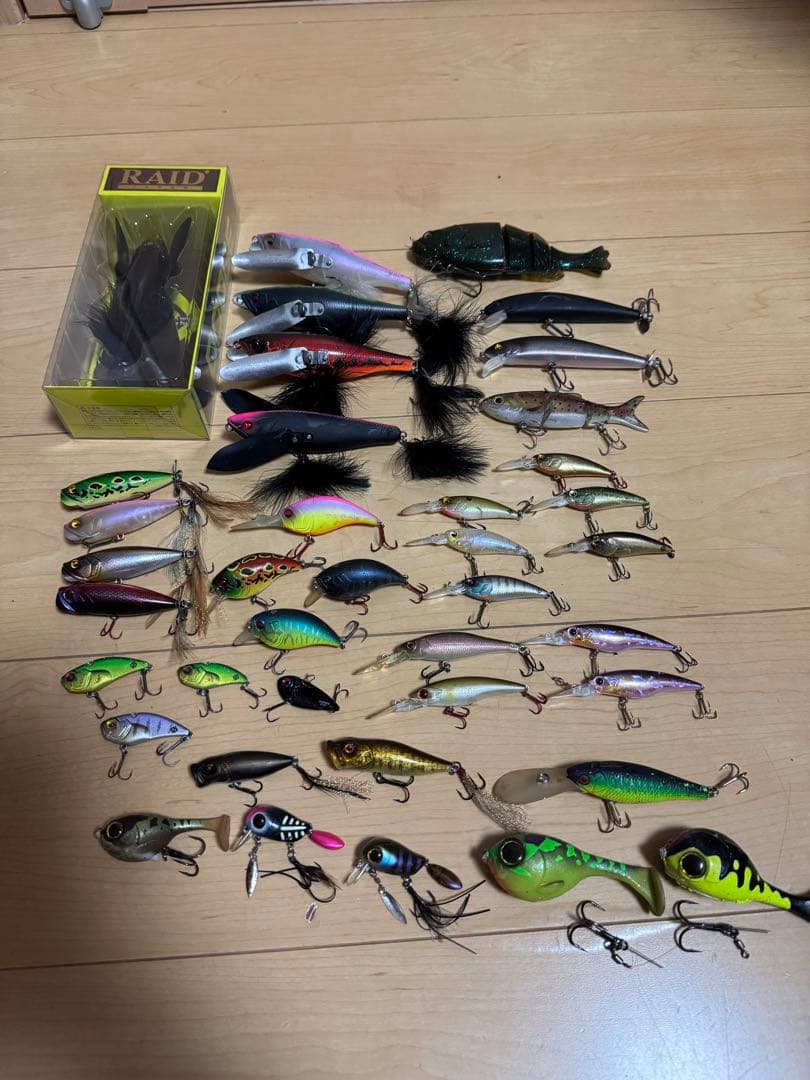 バス釣り引退セット 有名ルアー、フック300本以上、小物等