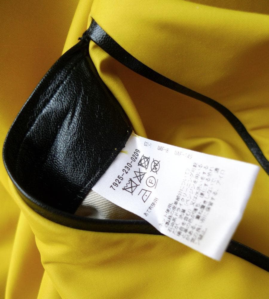 美品 ブラミンク 定価13万 ポンチョコート ケープ マント イエロー 156