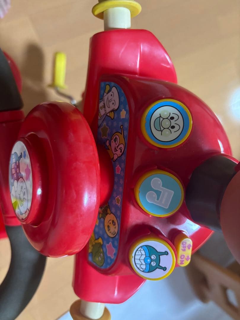 エムアンドエム ブザー付おでかけ三輪車 それいけ！アンパンマン デラックスII…