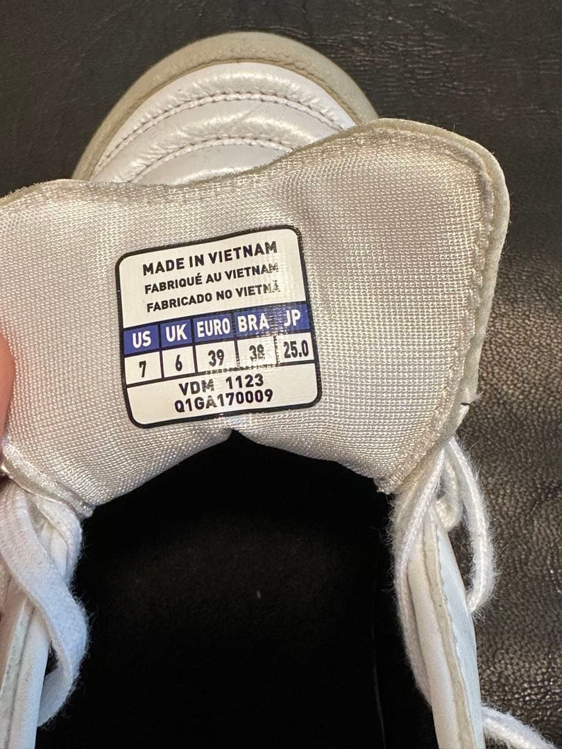 フットサルシューズ モレリア IN