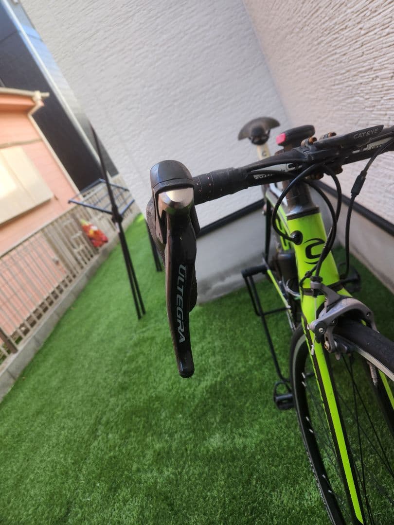 フレーム割れ　引き取りオンリー パーツ取り　Cannondale ロードバイク