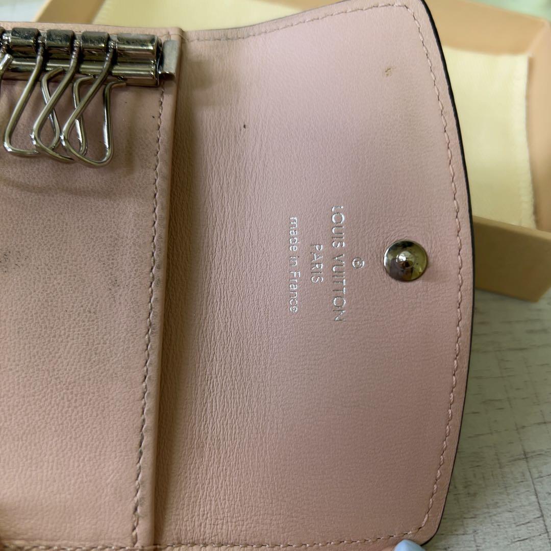 【汚れ有】LOUIS VUITTON ピンク マヒナ モノグラムキーケース