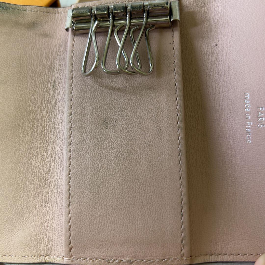 【汚れ有】LOUIS VUITTON ピンク マヒナ モノグラムキーケース